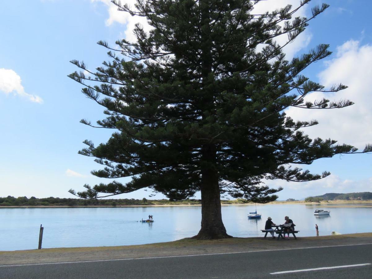 Hotel Pohutukawa Bach Whangarei Exterior foto
